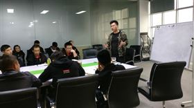 瑞馬壁掛爐廠家增強(qiáng)服務(wù)意識(shí)，提高商務(wù)技巧