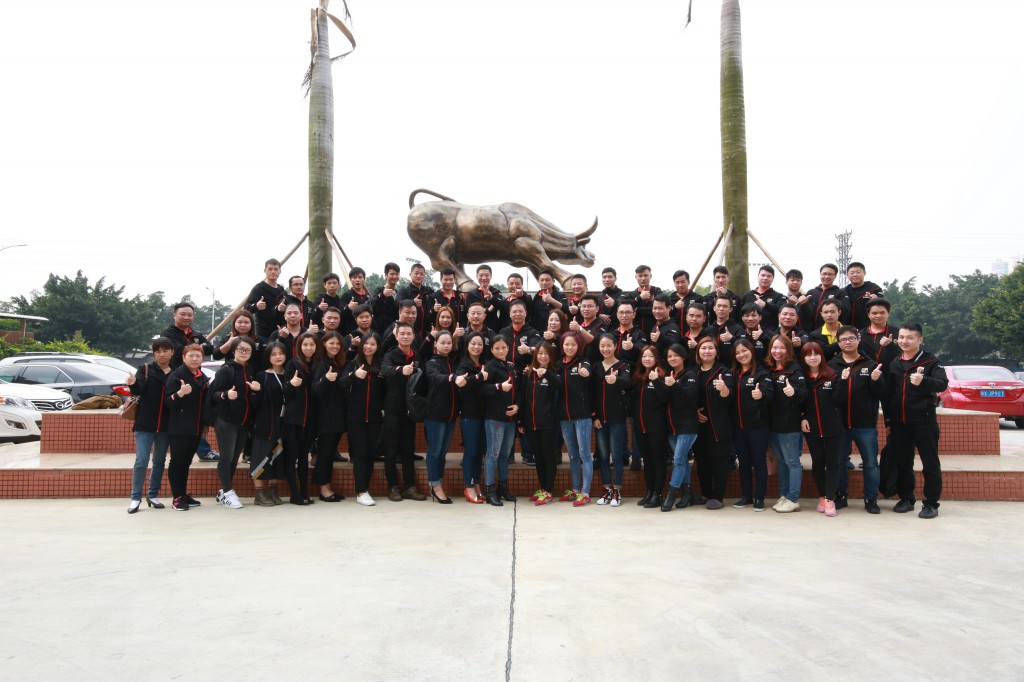 瑞馬團(tuán)隊(duì)營(yíng)銷部合影 瑞馬團(tuán)隊(duì)營(yíng)銷部合影