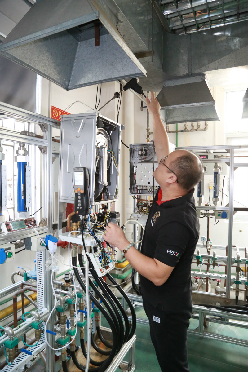 【瑞馬人物專訪】周劍鋒：寶劍鋒從磨礪出，梅花香自苦寒來(lái)