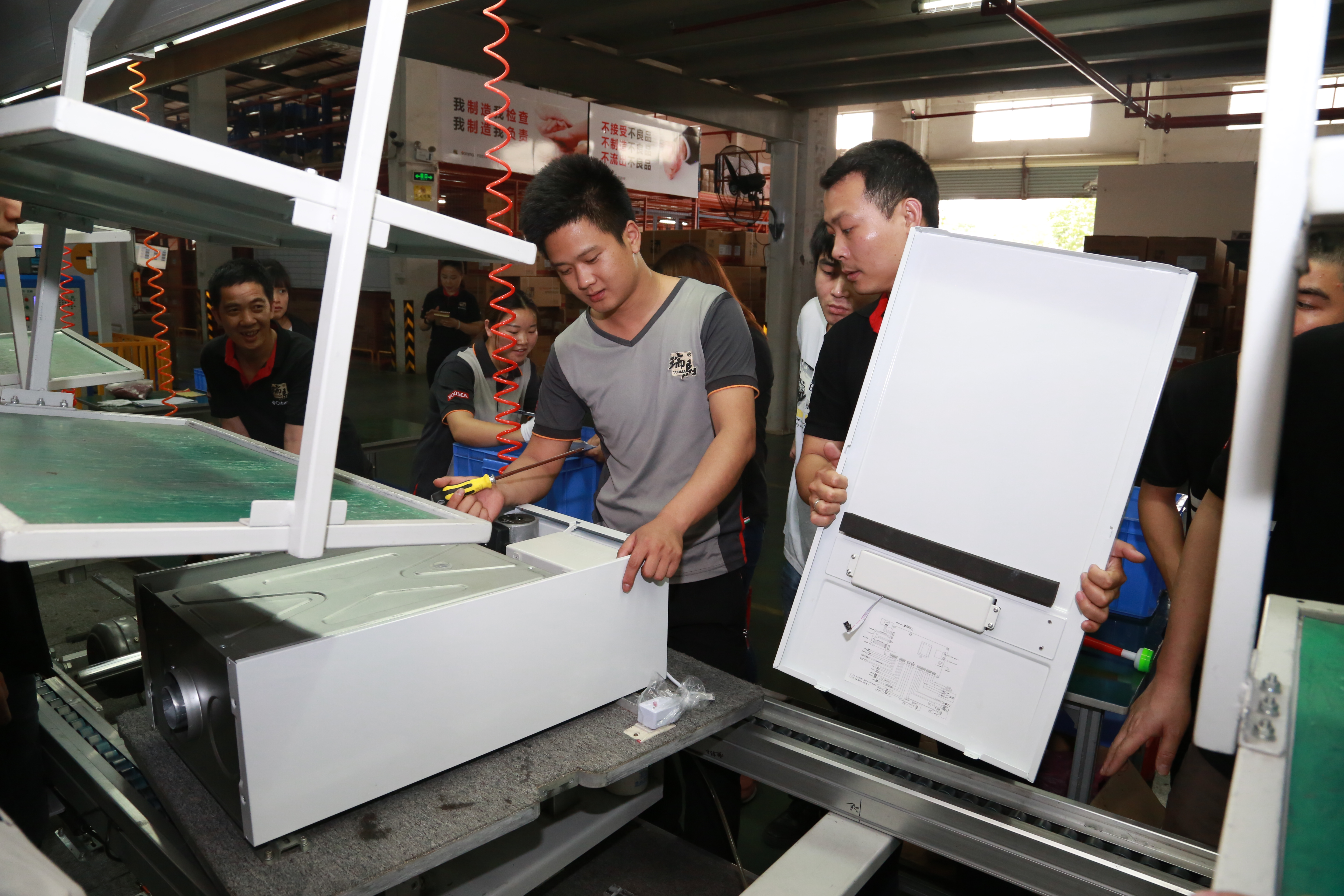 瑞馬壁掛爐廠家品質(zhì)如何？今天小馬哥帶您走近了解！