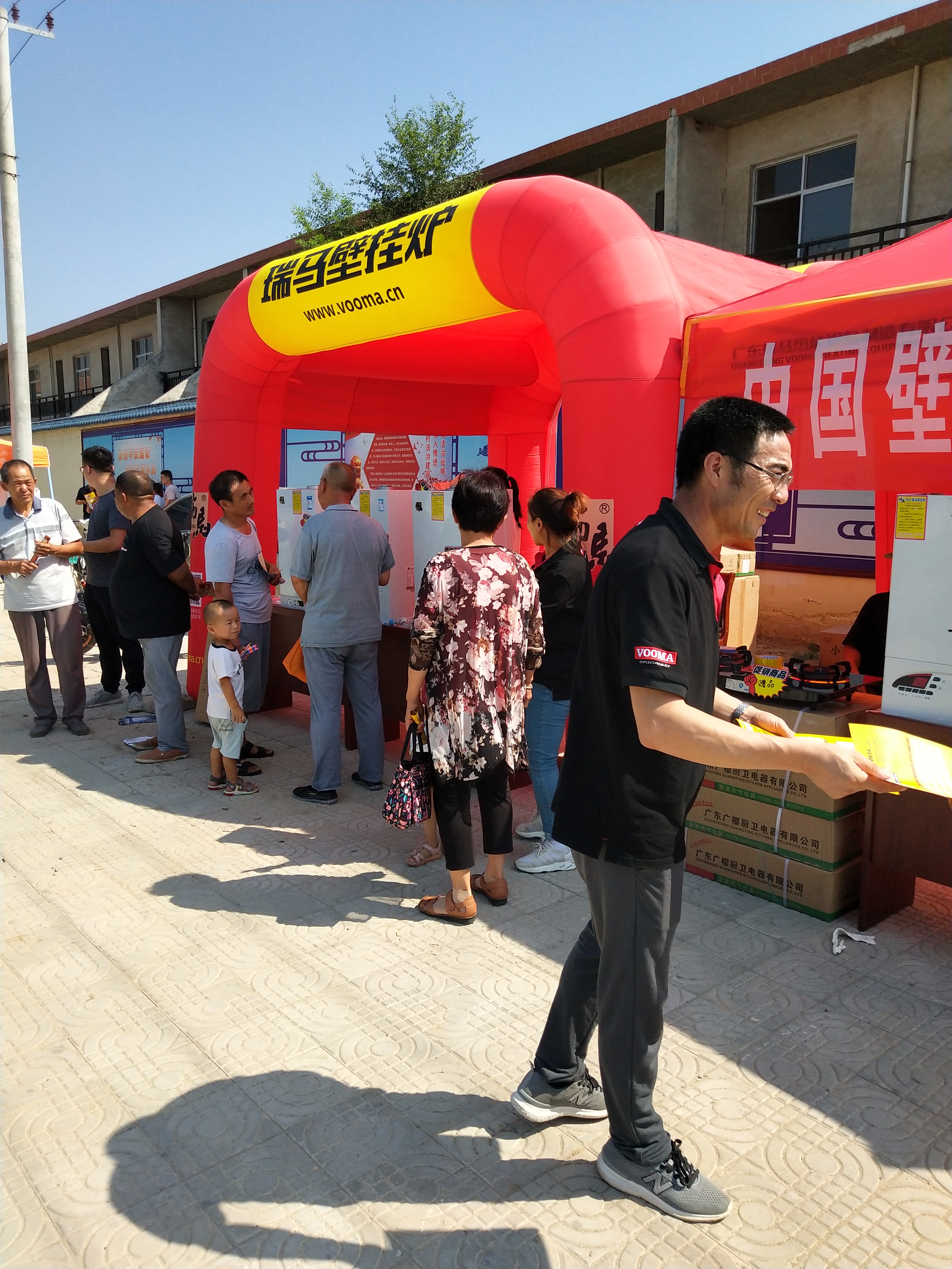瑞馬壁掛爐日銷量過百，場面火爆！